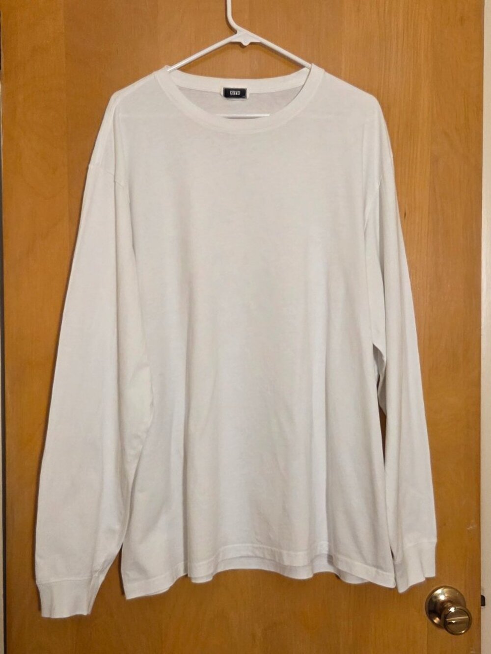 KITH Crewneck Long Sleeve T-Shirt Mens XXL 2XL White No Logo Peru Made Classic